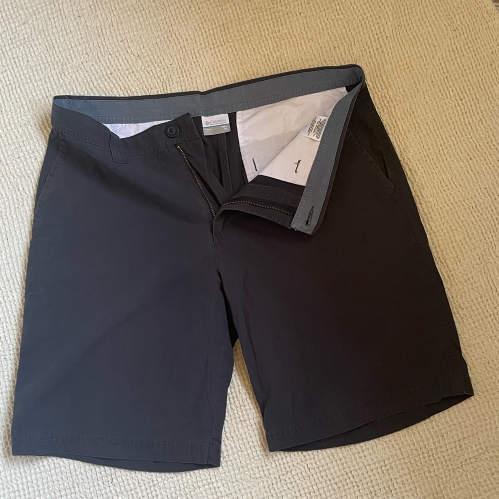 Slate Gray Men’s Columbia Shorts